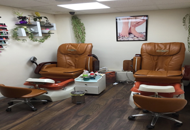 02_Best-pedicure-nails-in-peterborough.jpg